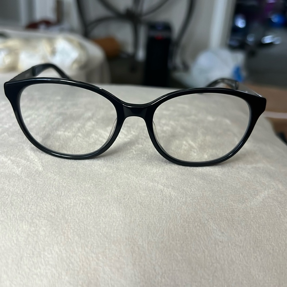 Essence Jamella frames, used like new